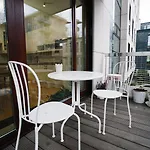 Concierge Vistula شقة *